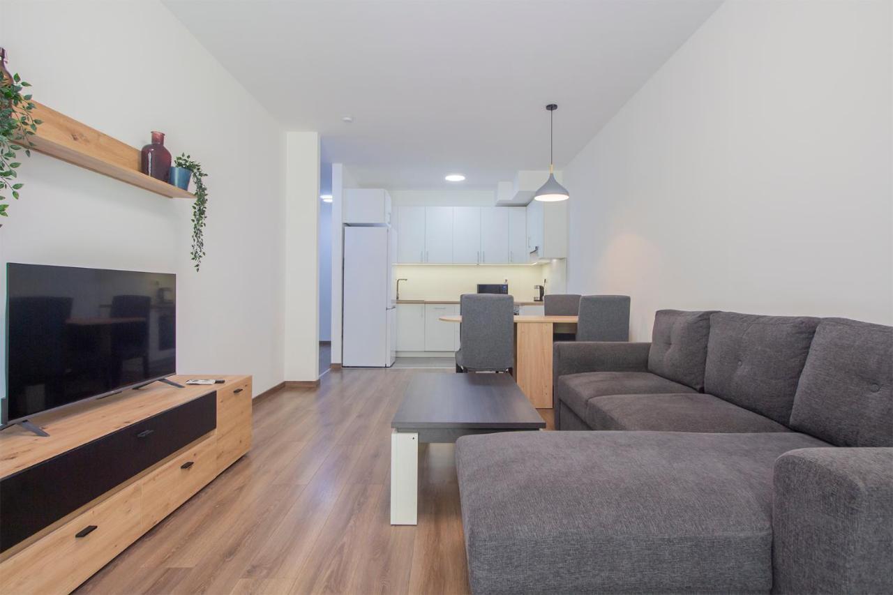 Corvin Modern Two Bedroom Apartment Free Parking Budapest Exterior foto
