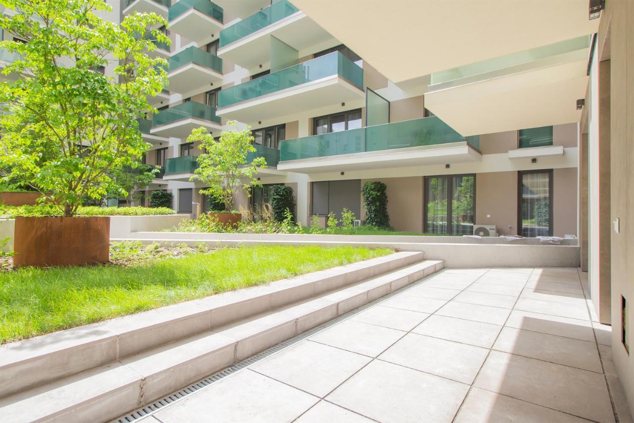 Corvin Modern Two Bedroom Apartment Free Parking Budapest Exterior foto