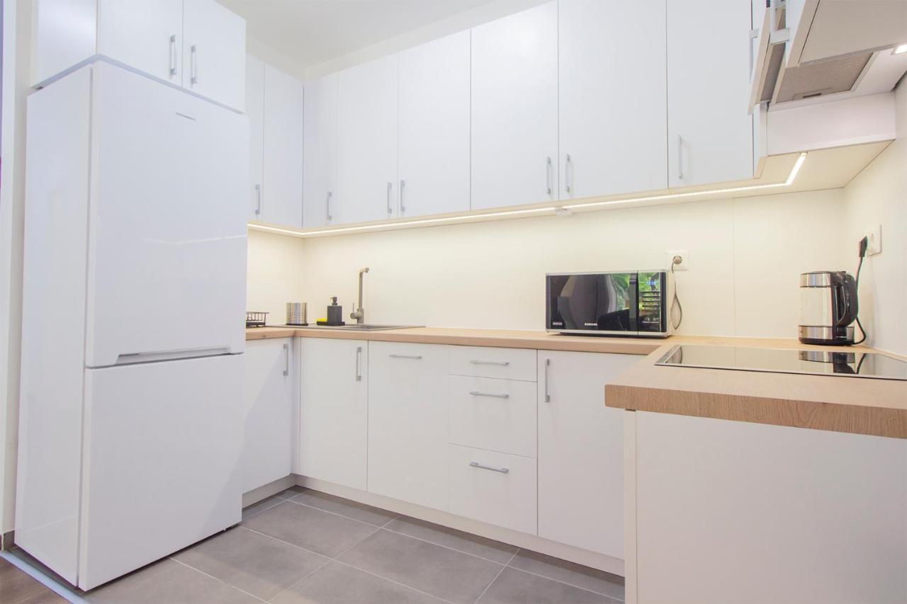 Corvin Modern Two Bedroom Apartment Free Parking Budapest Exterior foto